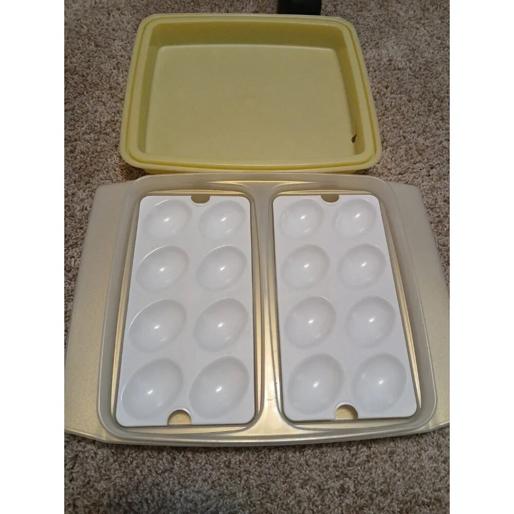 Vintage Tupperware Deviled Egg Carrier Tray Keeper Container #723-2 w Lid & Tray